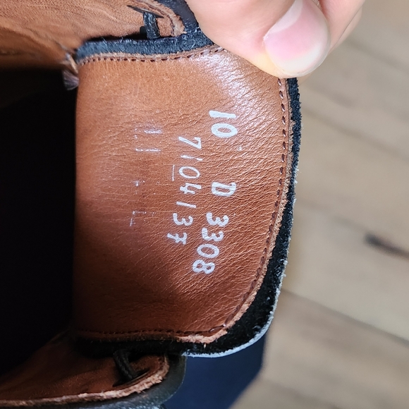 Black Allen Edmonds Clifton Dress Shoes - Picture 9 of 10